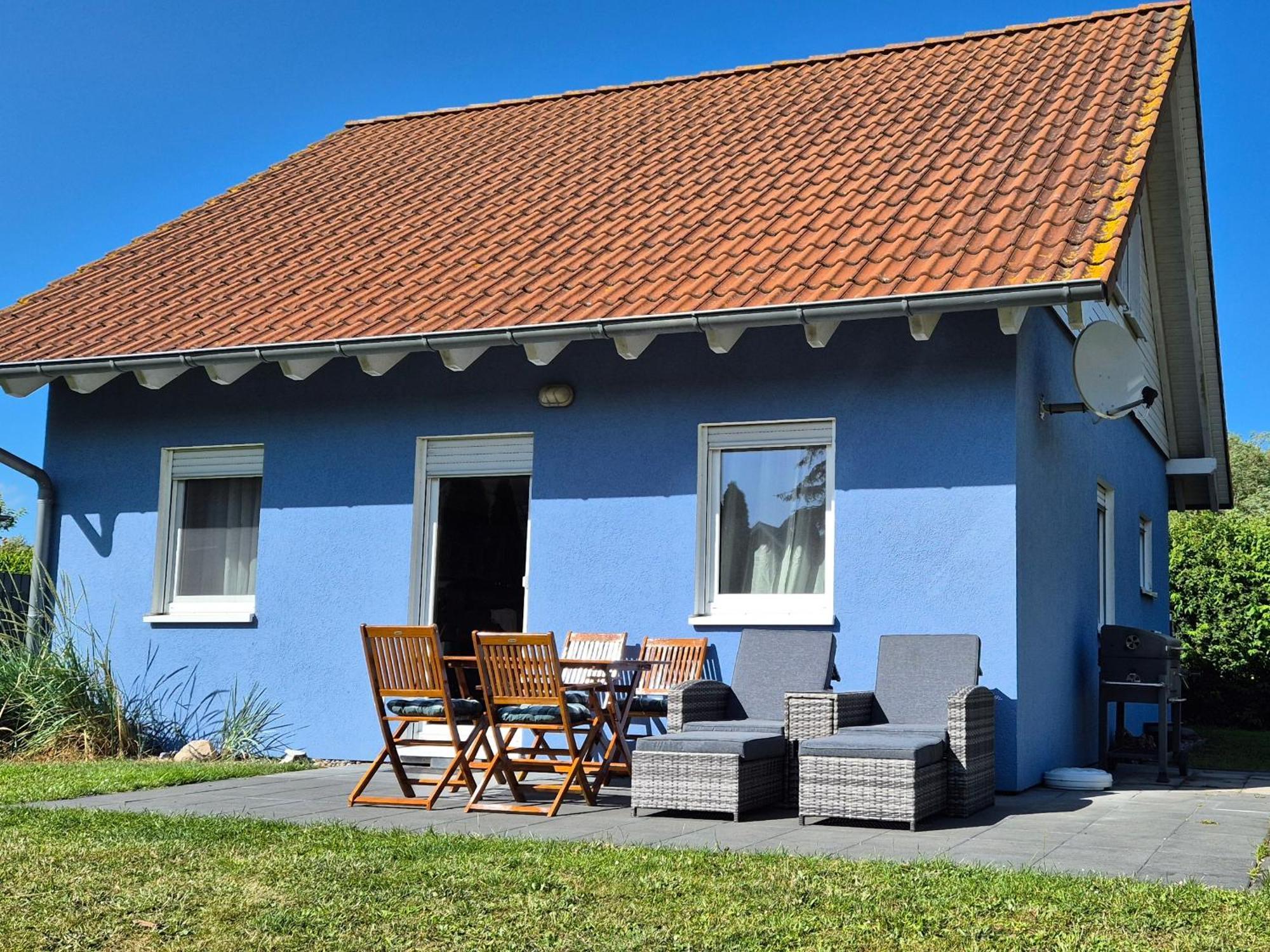 Ferienhaus Kaleo Wiek auf Rügen エクステリア 写真